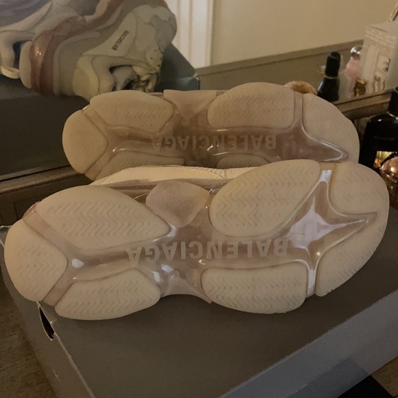 Balenciaga triple s sneaker size 40 - Picture 7 of 11